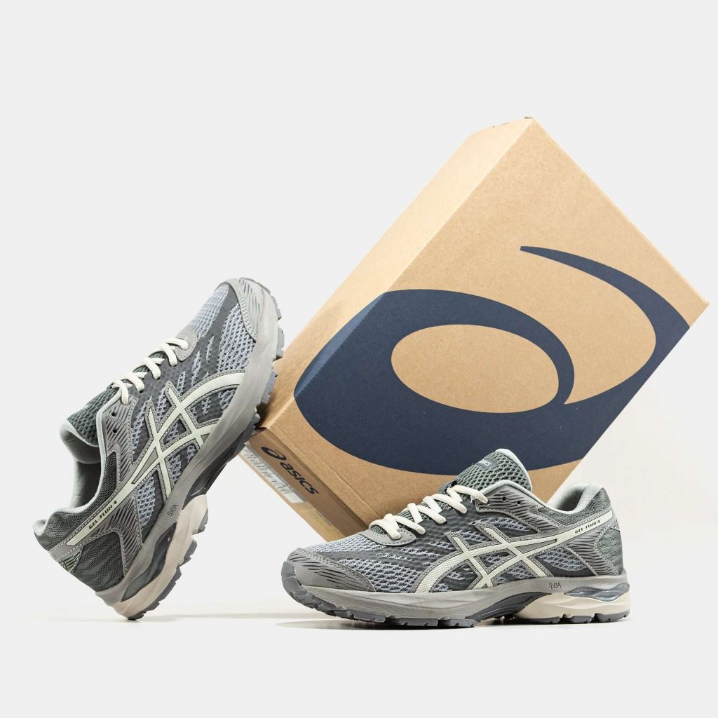 Asics Gel-Flux 4 Grey