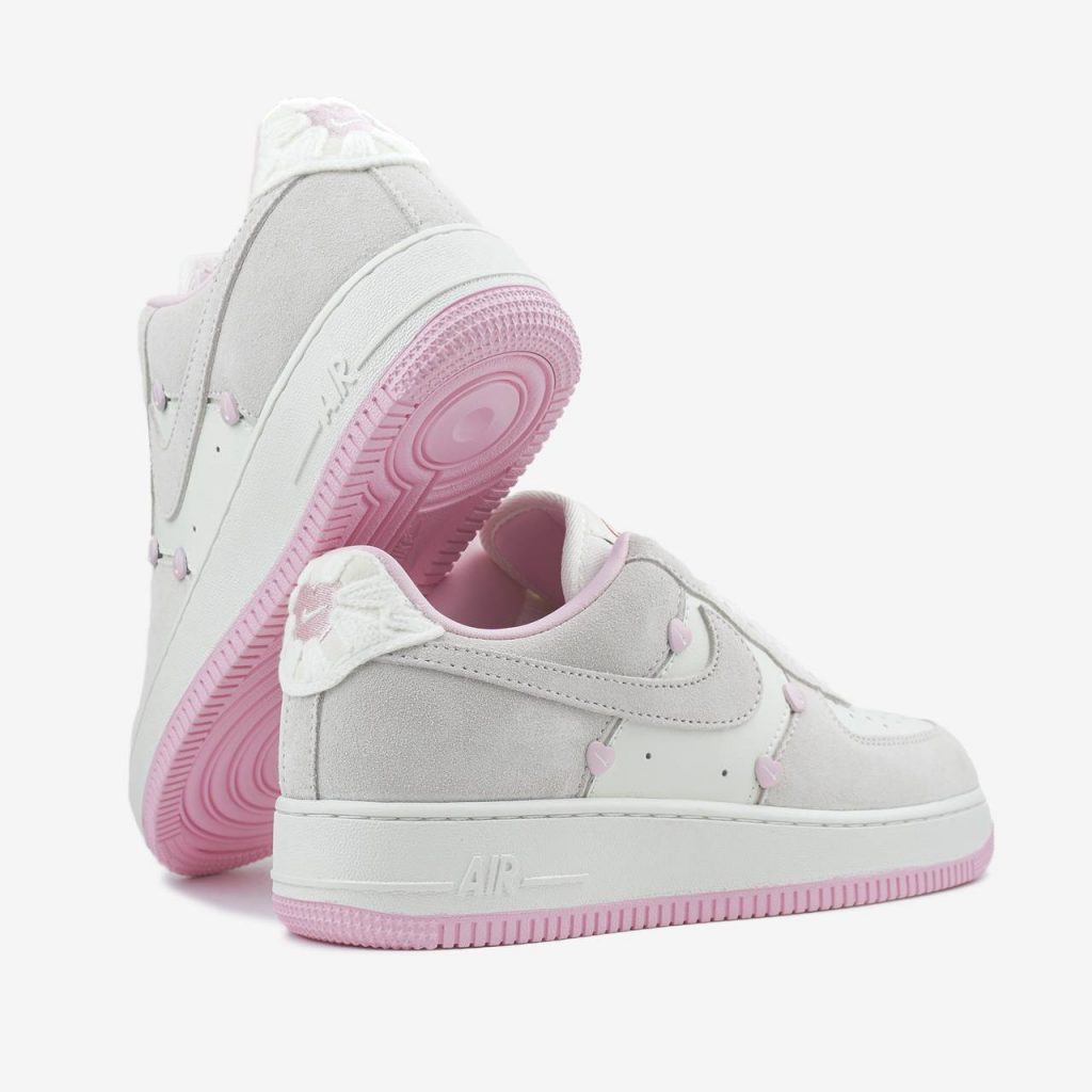 Nike Air Force Valentine’s Day